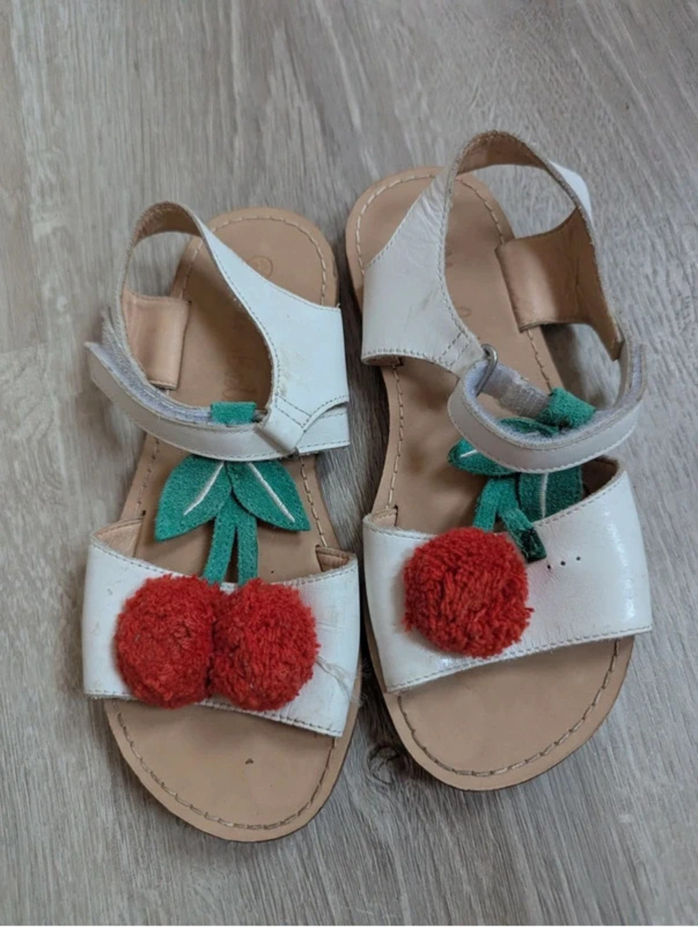Boden Cherry sandals